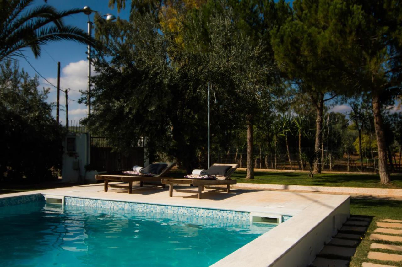 Country Villa Peloponnese With Tennis Court And Pool Zevgolateíon Eksteriør billede